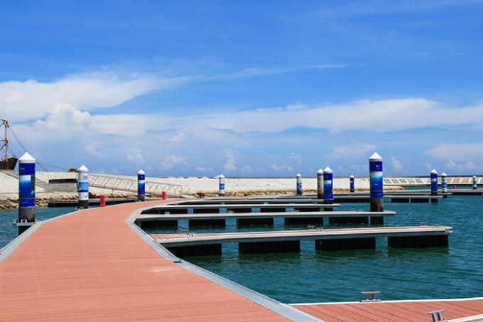 Dique flotante flotante de la seguridad marina de la plataforma