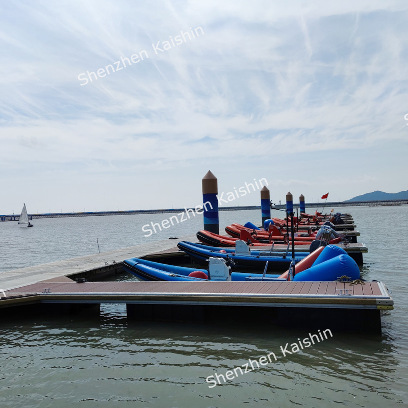 Silver Aluminum Floating Dock Pontoon With Mooring Cleats And WPC Decking Durability For LLDPE Floaters
