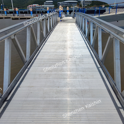 Alta resistencia a la corrosión Rampa de pasarela de aleación de aluminio para el pontón flotante del muelle de Marina