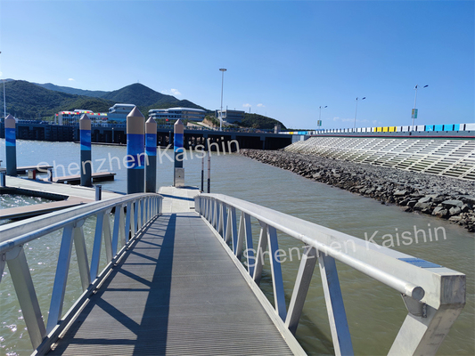 Rampa de pasarela de aluminio de alta resistencia a la corrosión para muelle flotante marino y pontón flotante