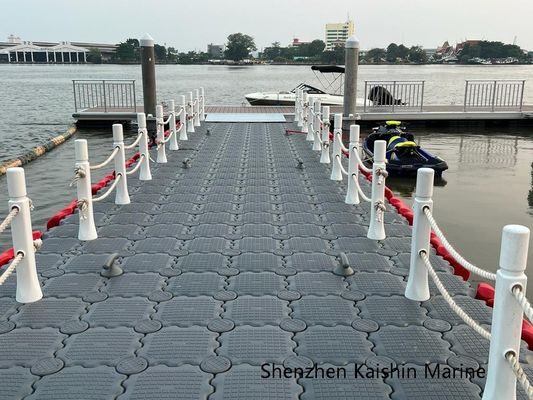 Cubos modulares flotantes de HDPE para muelles con montaje sin herramientas y dimensiones resistentes a la corrosión de 500 x 500 x 400 mm