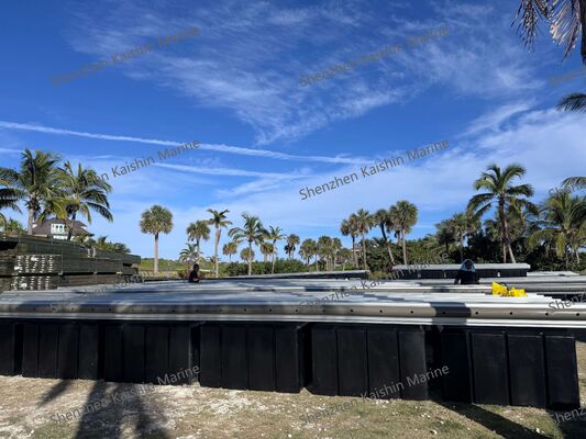 Muelle flotante de aluminio resistente a la corrosión con buena estabilidad y capacidad de carga de 250 kg/m² para pontón de marina