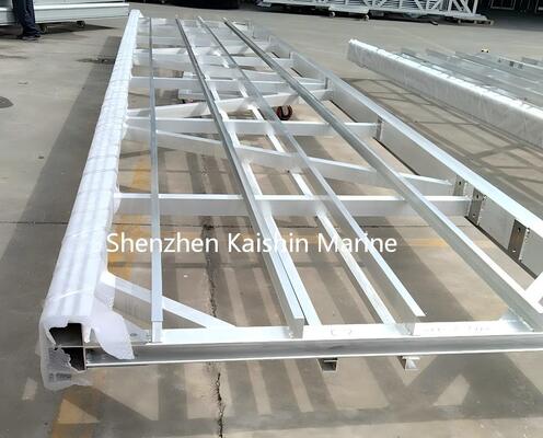 Muelle flotante de aluminio marino duradero y de bajo mantenimiento resistente a la corrosión con cubierta de WPC